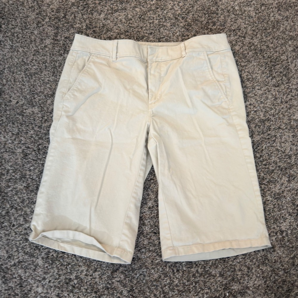 Loft Womens Beige Khaki Bermuda Shorts Size 6 Cotton Twill Casual Mid Rise